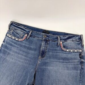Silver Jeans Co Elyse Capri 18W Medium Wash Star Embroidered Patriotic Jeans